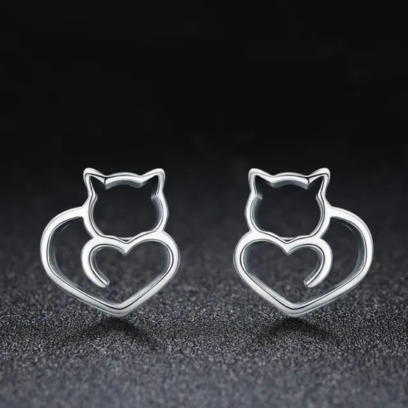 925 Sterling Silver Kitty Cat Heart Earrings - Picture 1 of 3